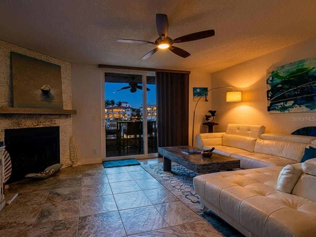 1060 PINELLAS BAYWAY S 106 photo 14