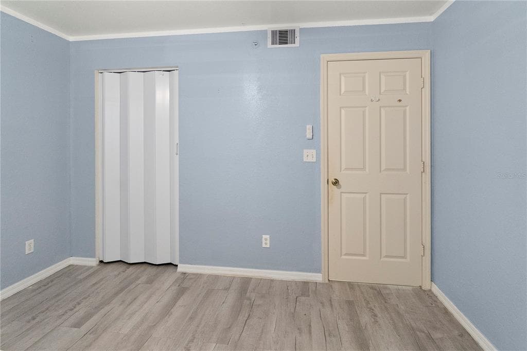 9610 VICTORIA LANE D202 photo 10