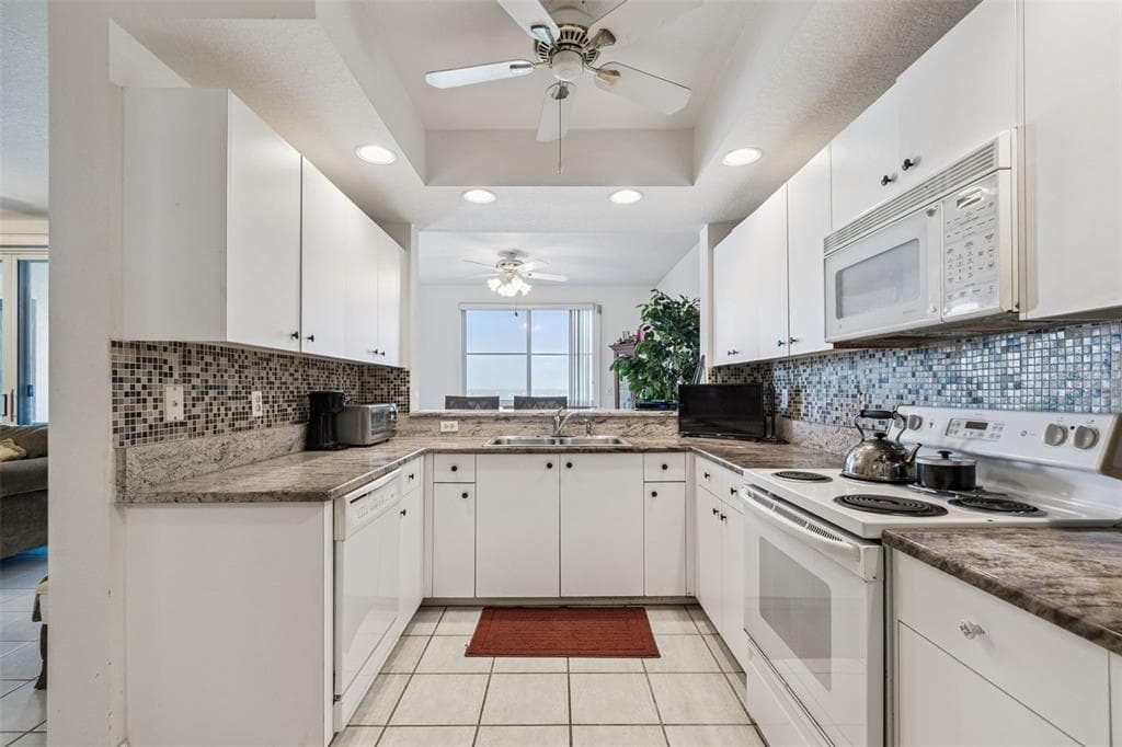4991 BACOPA LANE S 502 photo 17