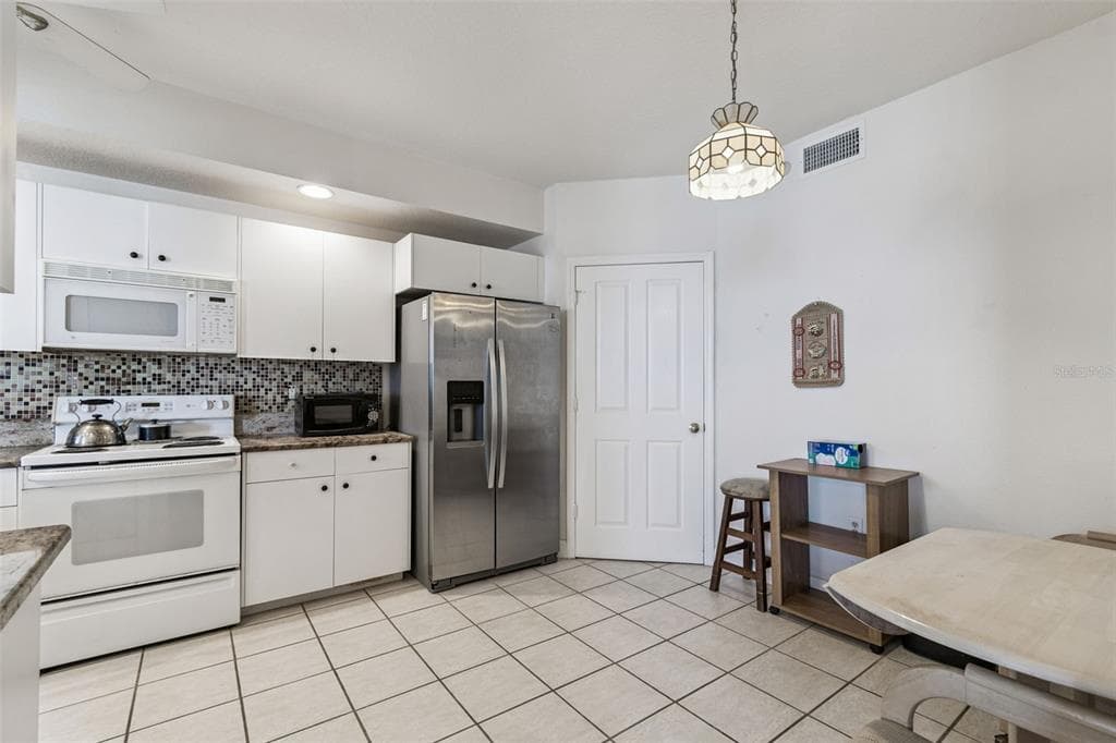 4991 BACOPA LANE S 502 photo 15