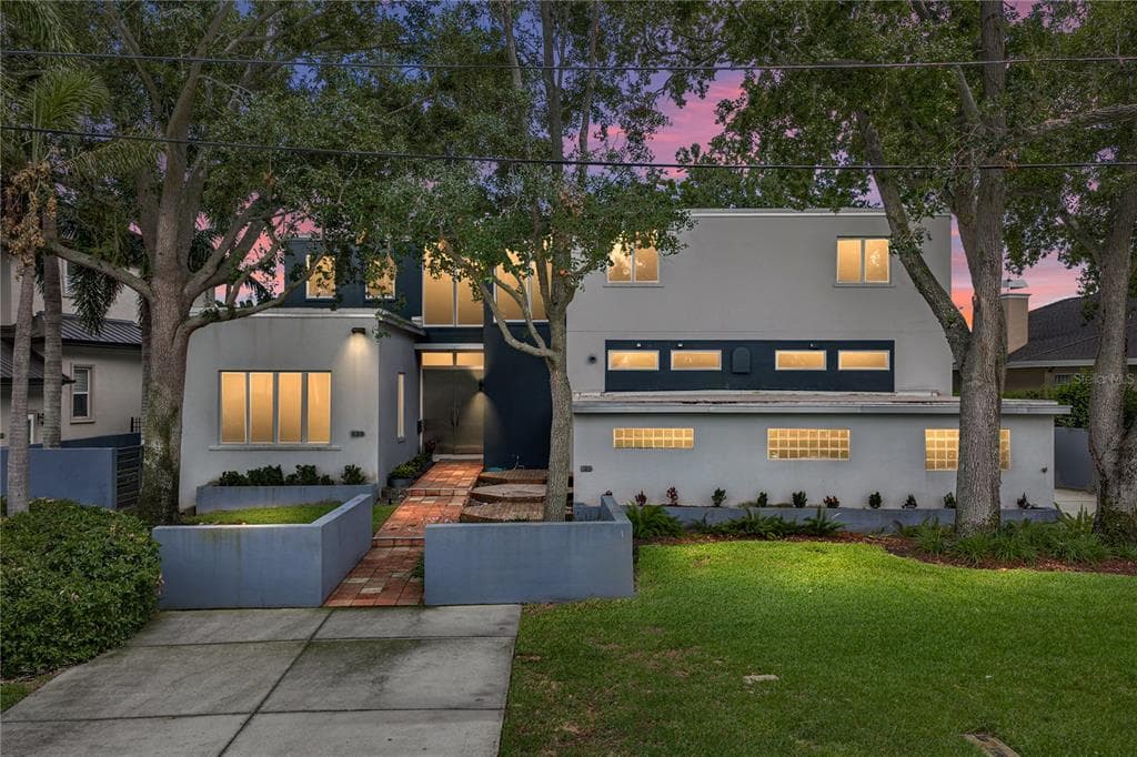 838 MONTEREY BOULEVARD NE 1
