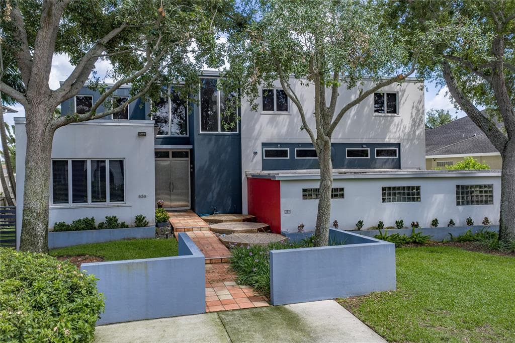 838 MONTEREY BOULEVARD NE 4