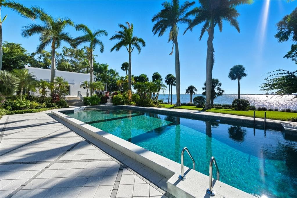 3315 BAY SHORE ROAD photo 1