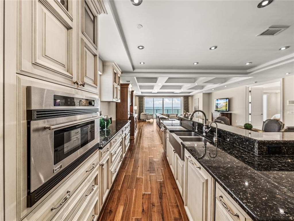 3910 GULF BOULEVARD 400 photo 20