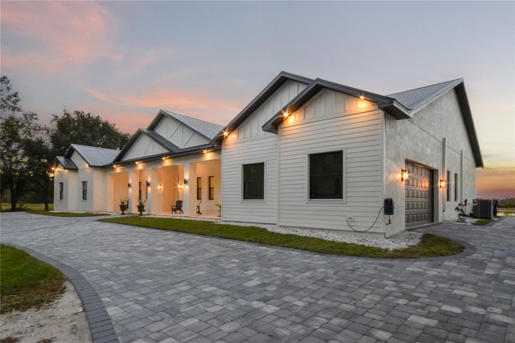 4940 WAUCHULA ROAD 5