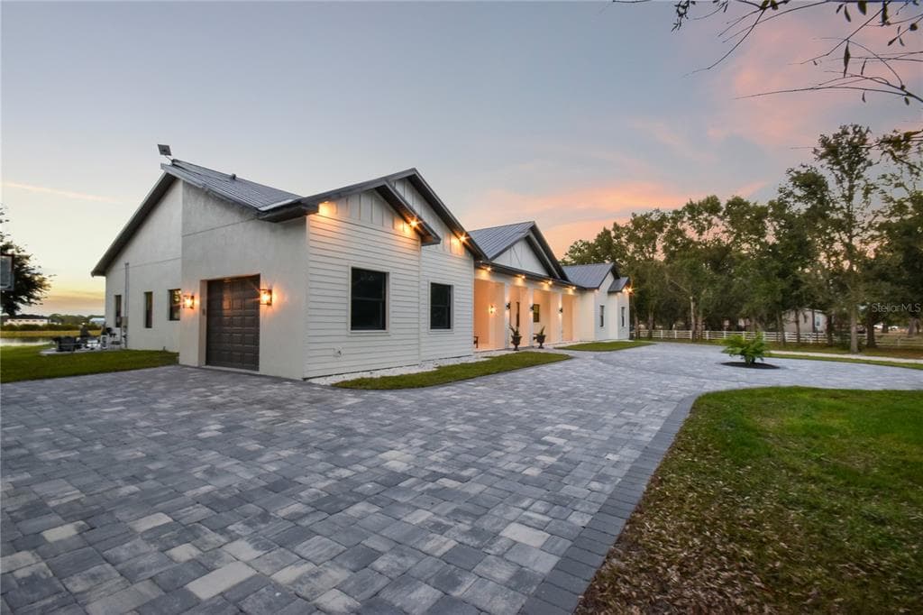 4940 WAUCHULA ROAD 4