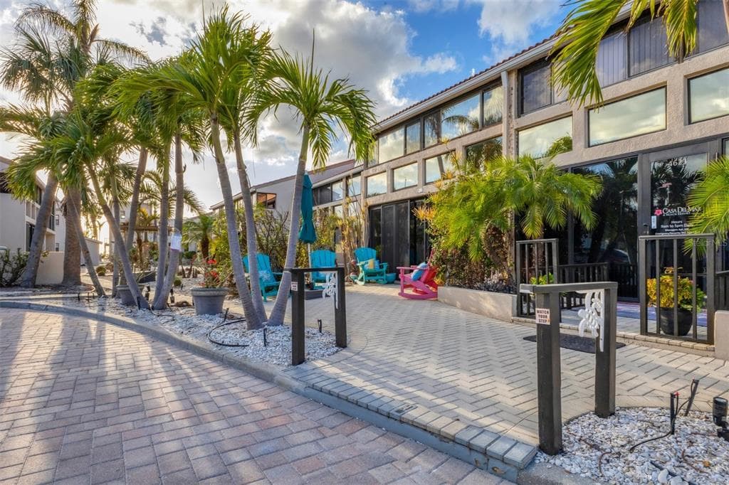 4621 GULF OF MEXICO DRIVE 10D photo 2