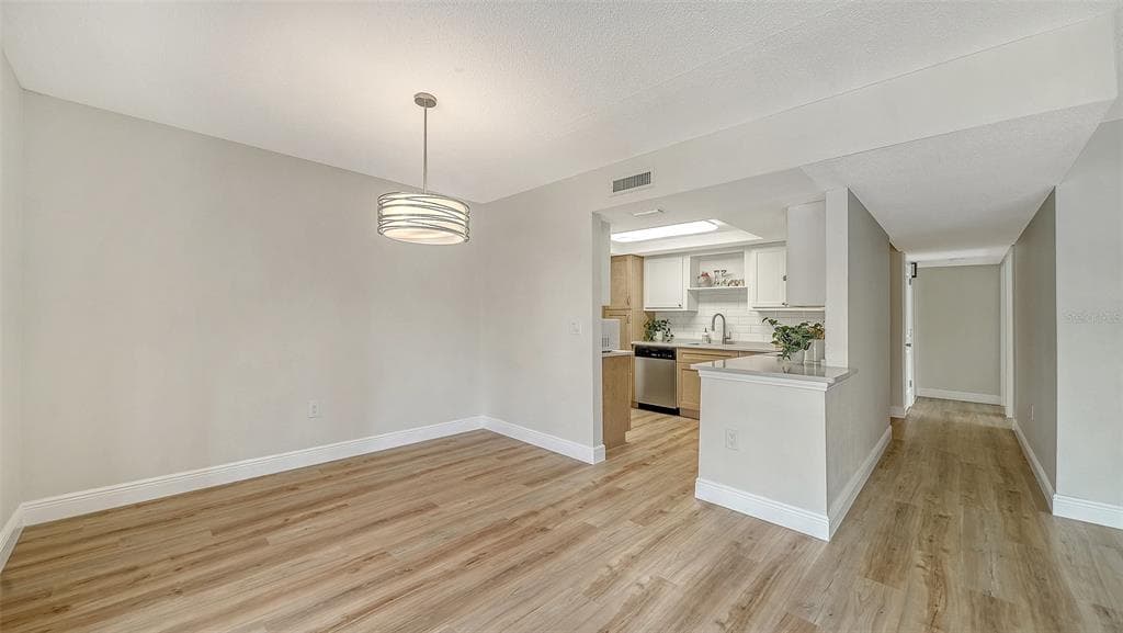 101 WHISPERING SANDS DRIVE 107 photo 22