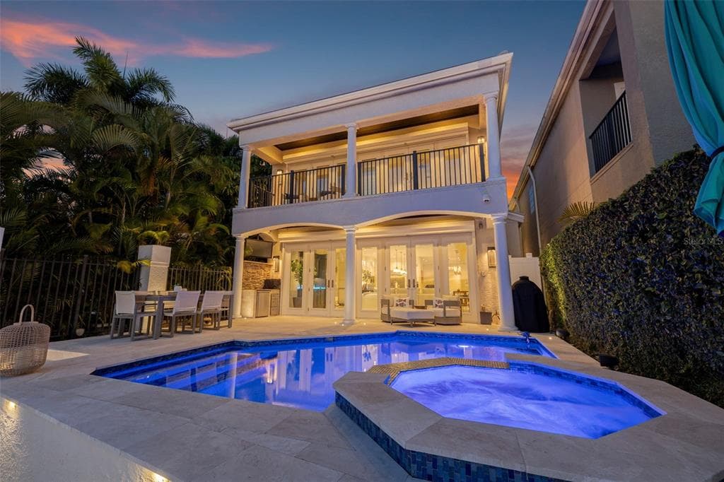 1009 ROYAL PASS ROAD 2
