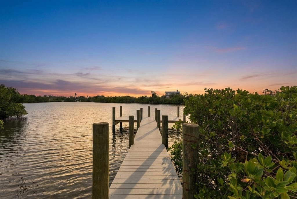 910 BAYSHORE DRIVE photo 8