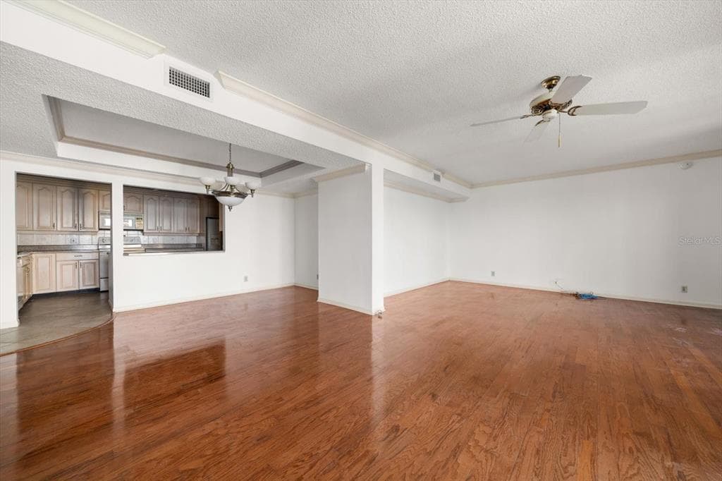 1501 GULF BOULEVARD 604 photo 8