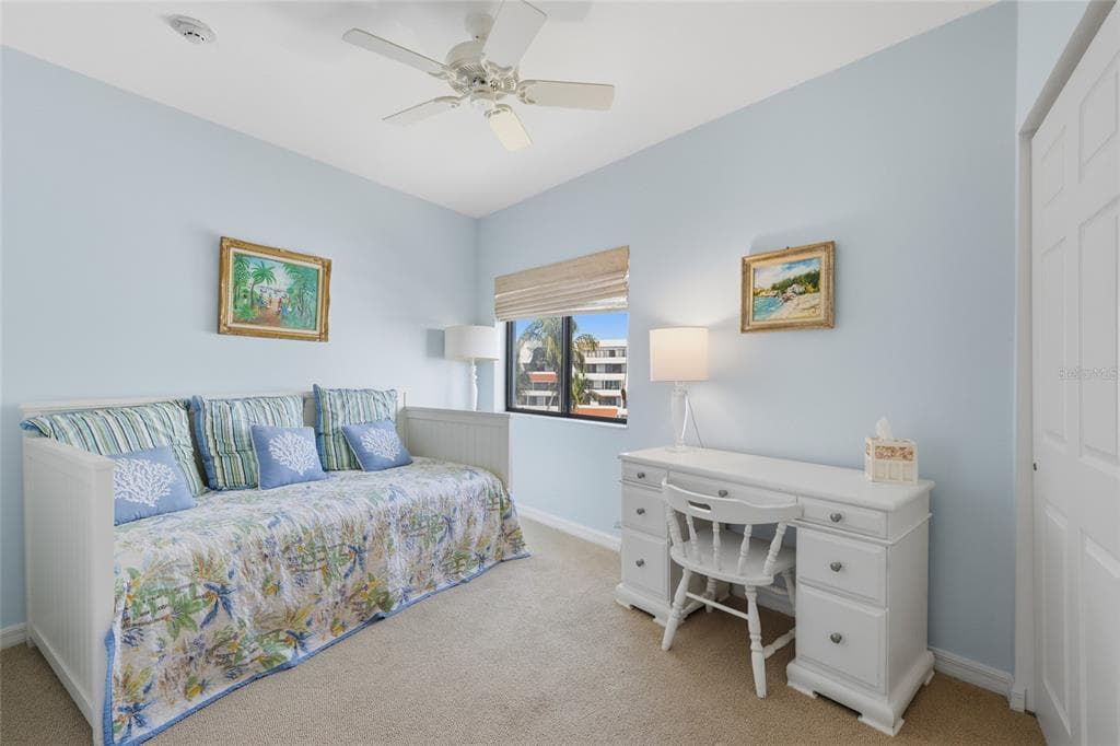 1425 GULF OF MEXICO DRIVE 408 photo 13