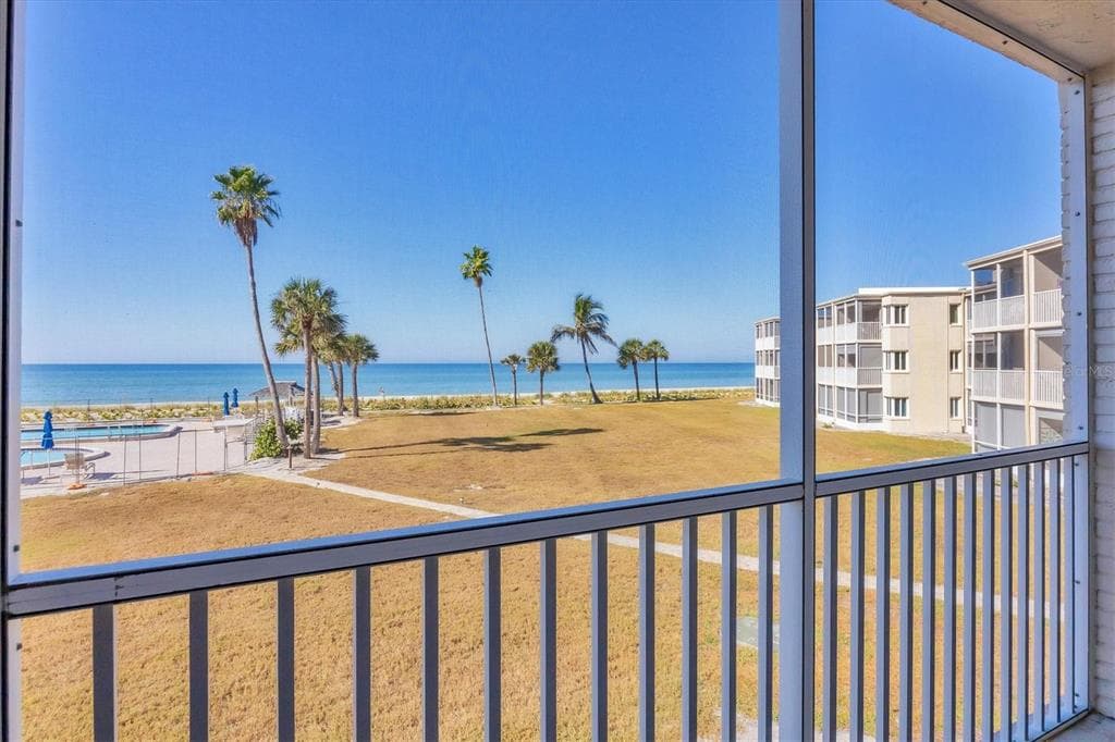 4825 GULF OF MEXICO DRIVE 202 photo 22