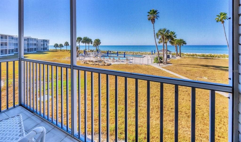 4825 GULF OF MEXICO DRIVE 202 photo 24