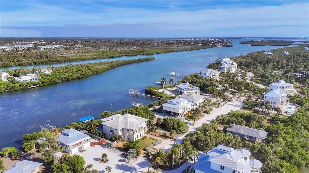 440 BOCILLA DRIVE 4