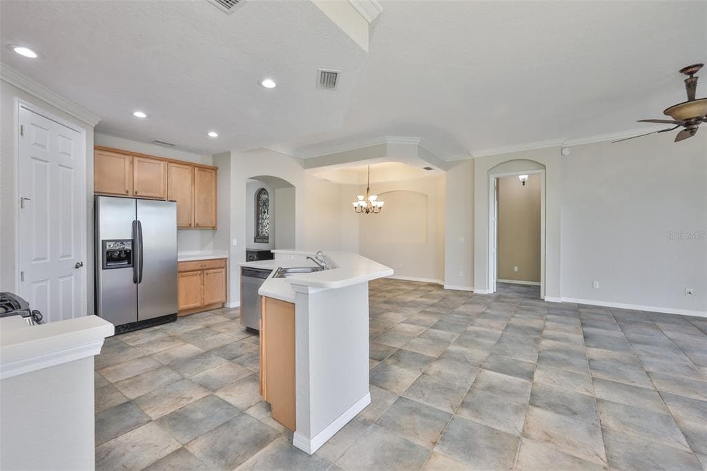 1324 EMERALD DUNES DRIVE photo 17