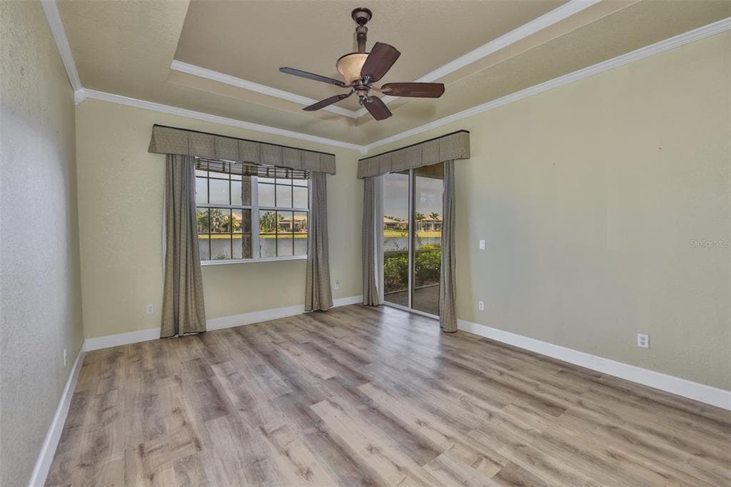 1324 EMERALD DUNES DRIVE photo 25