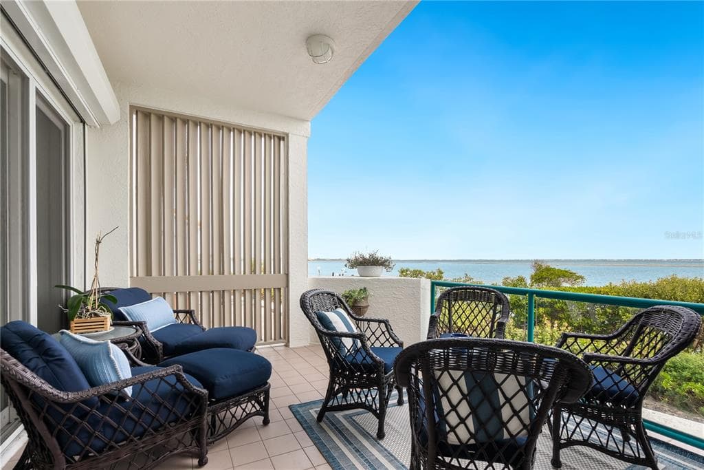 340 GULF OF MEXICO DRIVE #115 3