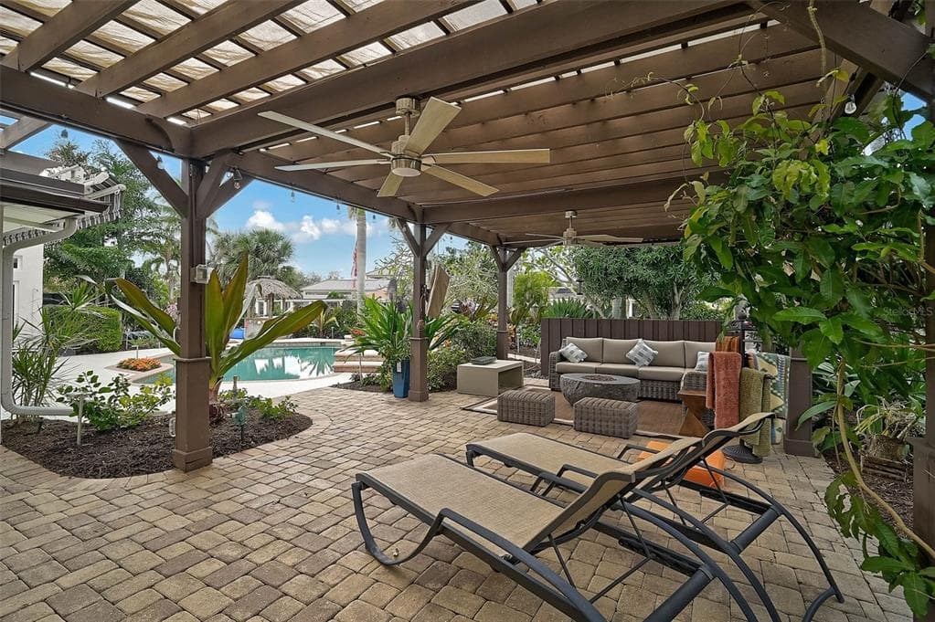 4508 WOODSIDE ROAD 5