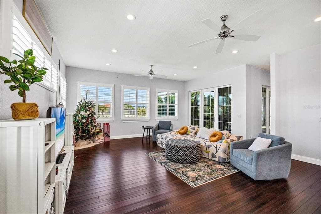 10050 CREEKSIDE DRIVE photo 17