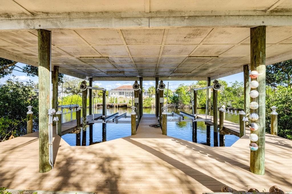 10050 CREEKSIDE DRIVE 3