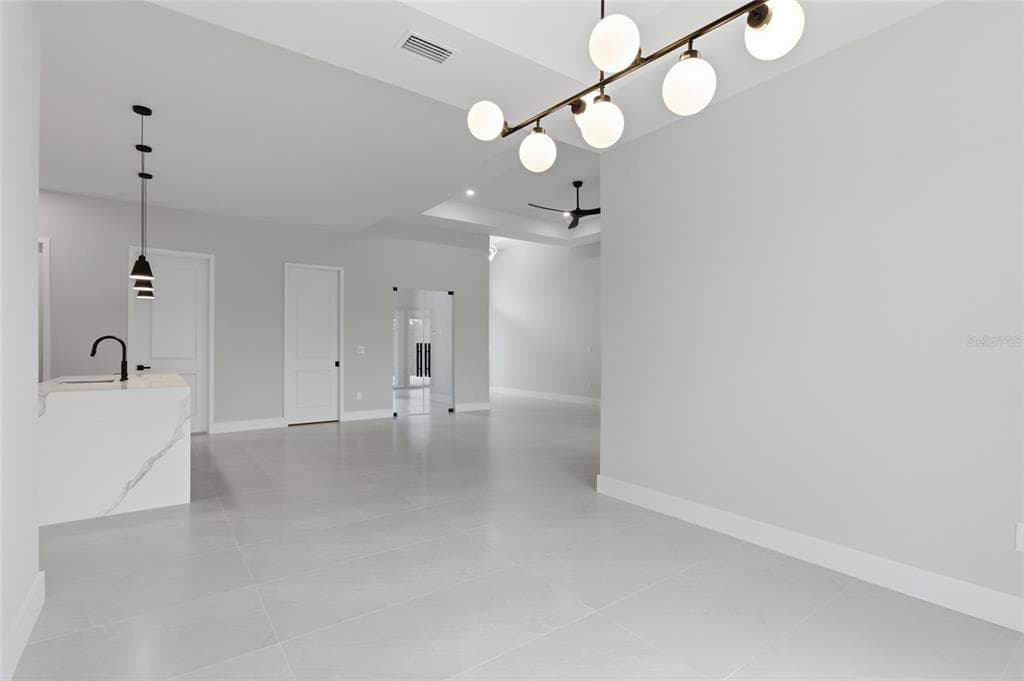 9660 PRESIDENT CIRCLE photo 14