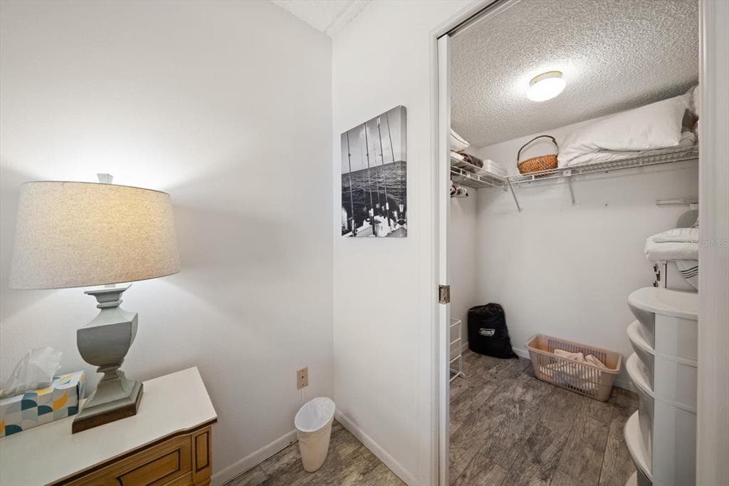 9815 HARRELL AVENUE 503 photo 15