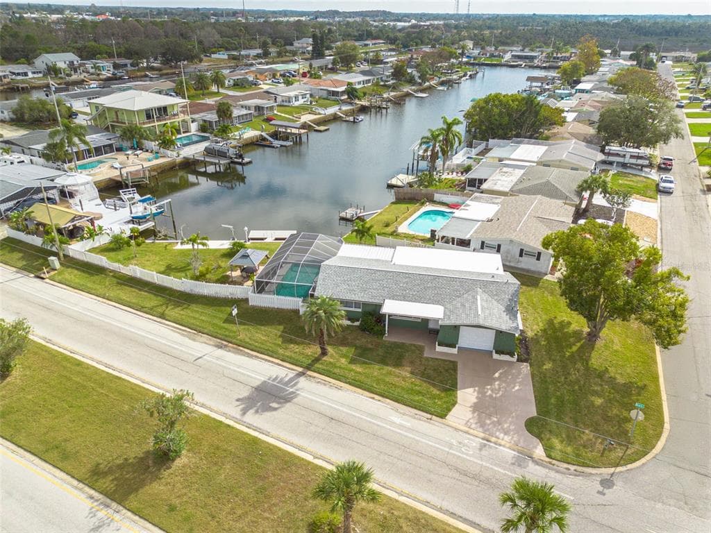 6606 BEACH BOULEVARD 2