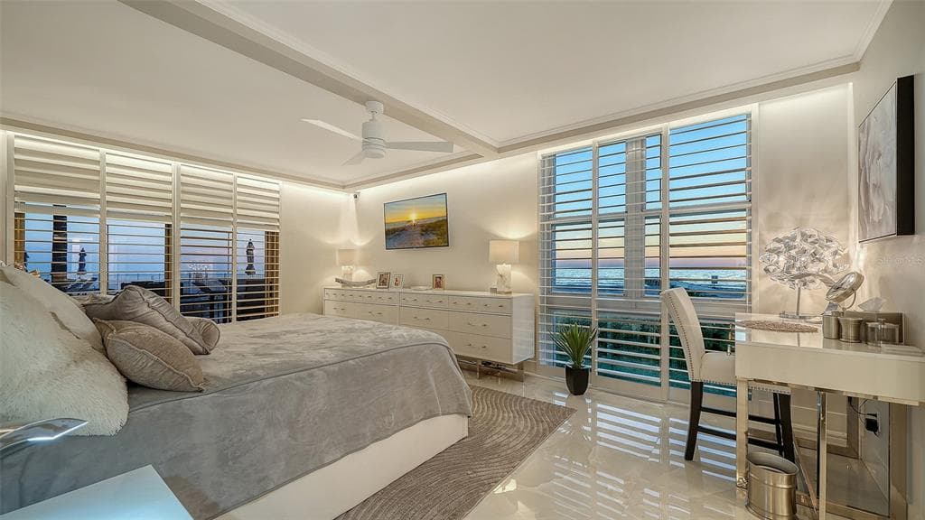 2301 GULF OF MEXICO DRIVE 12N and 11N photo 4