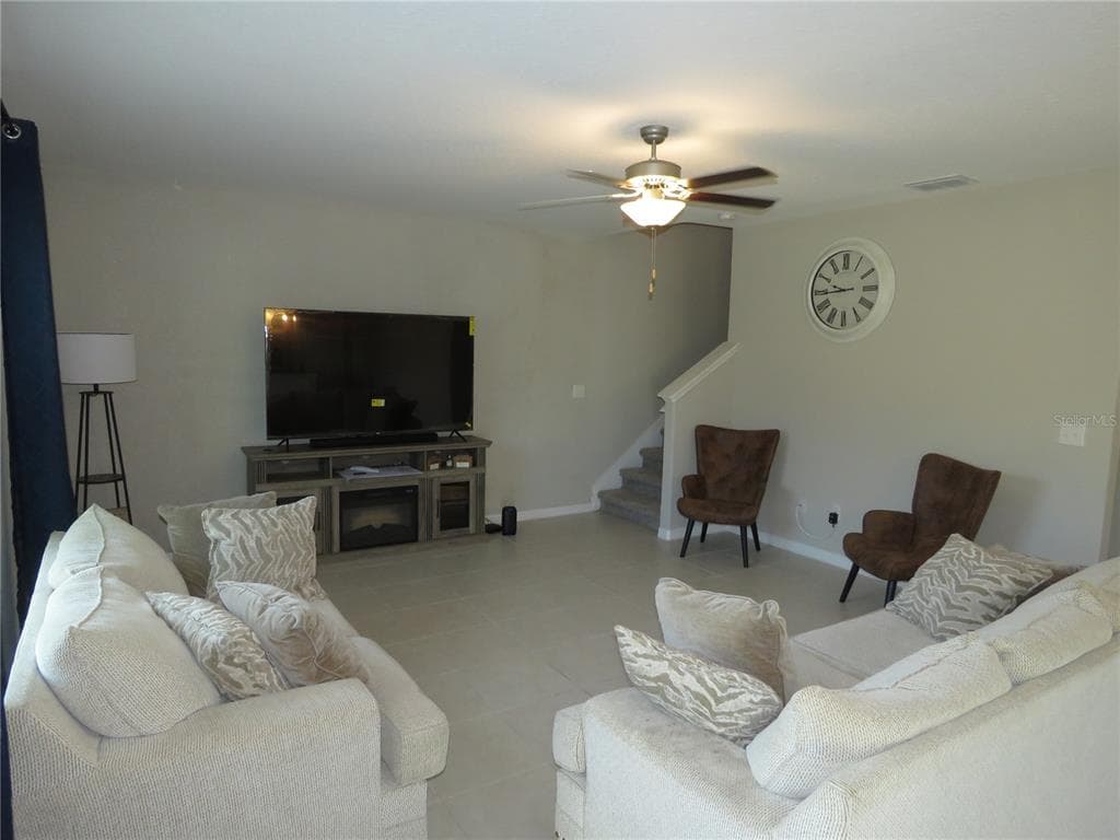 15518 MILLER CREEK DRIVE photo 3