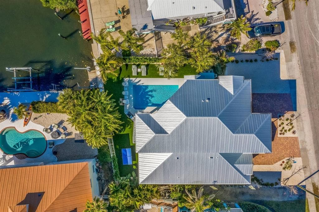 505 S BAY BOULEVARD 3