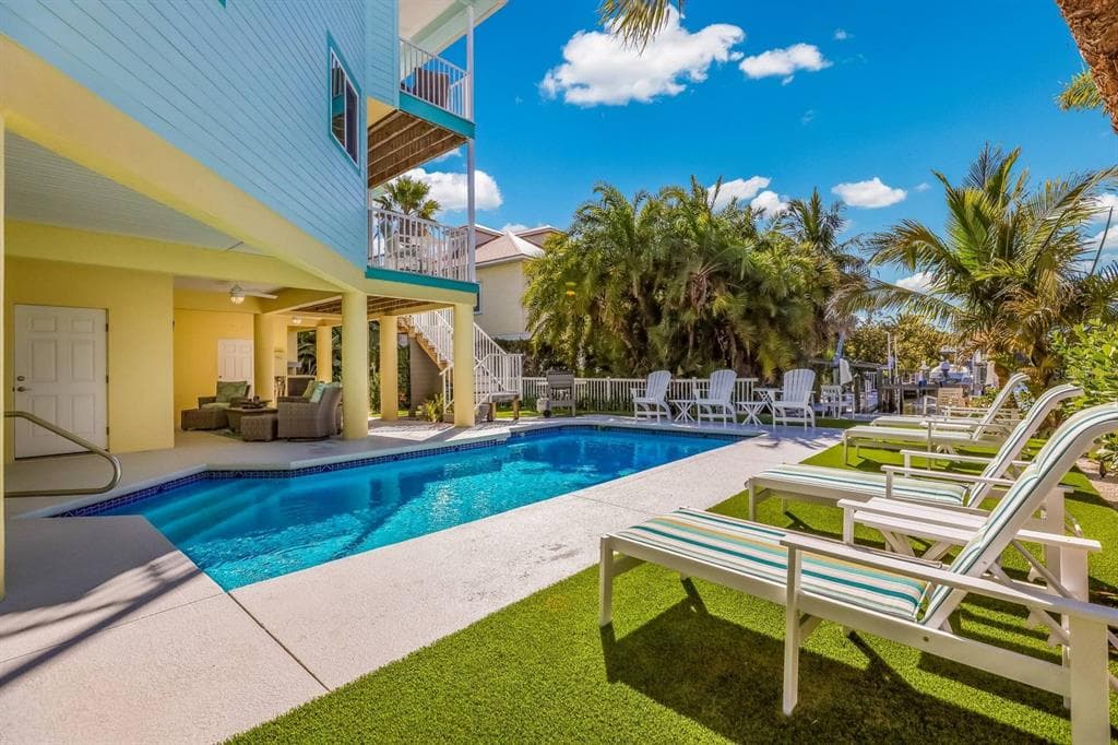 505 S BAY BOULEVARD 5