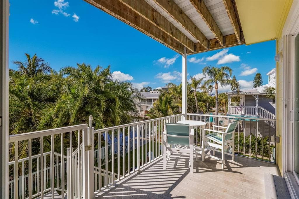 505 S BAY BOULEVARD photo 24