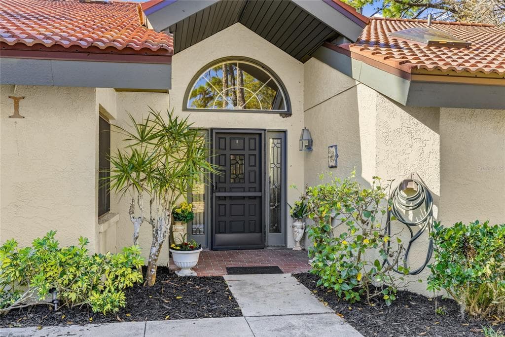 4870 TIVOLI COURT photo 8