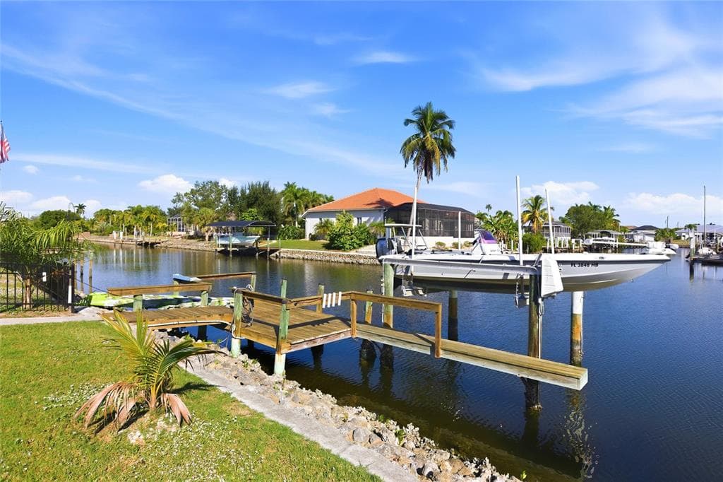 4190 PELICAN POINTE DRIVE photo 11