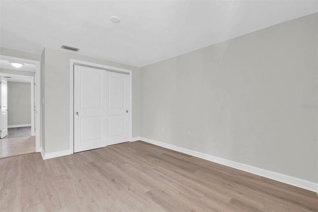 4343 SUMMERSUN DRIVE 4343 photo 22