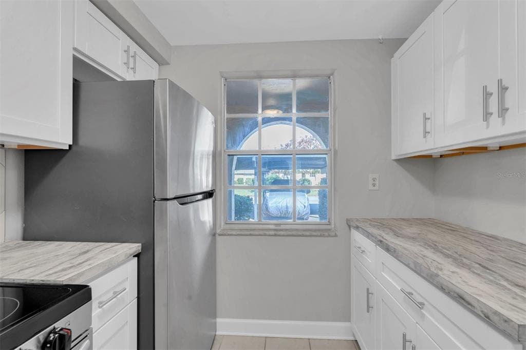 4343 SUMMERSUN DRIVE #4343 5
