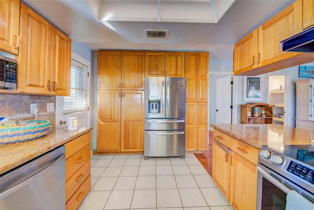 3358 MINNOW CREEK DRIVE photo 15