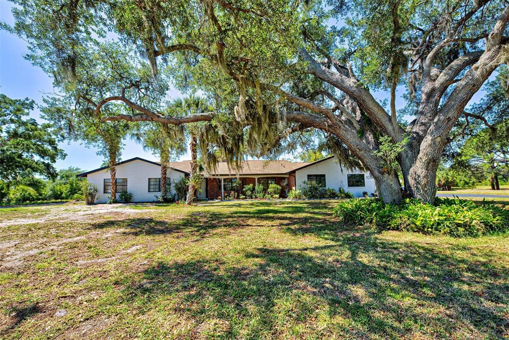 1061 OWL DRIVE photo 2