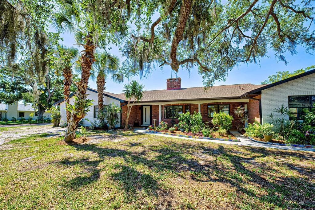 1061 OWL DRIVE photo 1