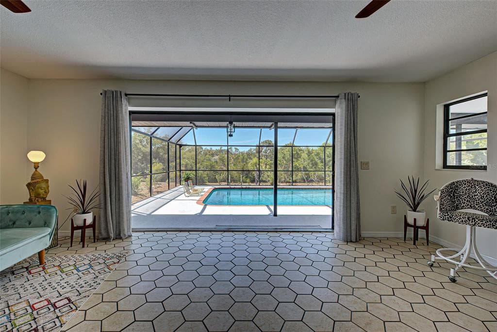 1061 OWL DRIVE photo 24