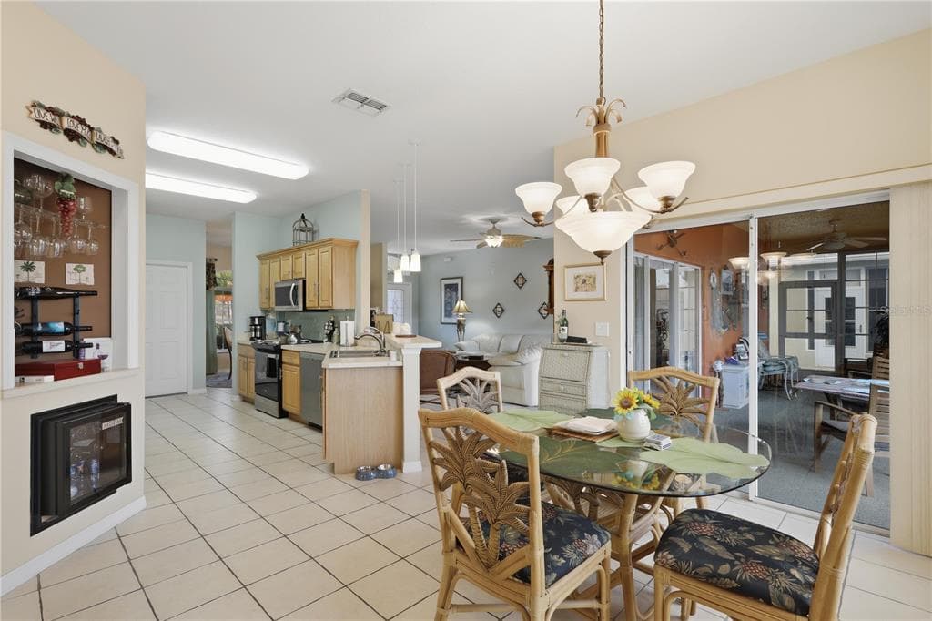 1677 BRITANNIA BOULEVARD photo 16