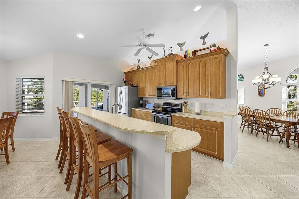 430 NW 39TH AVENUE photo 10
