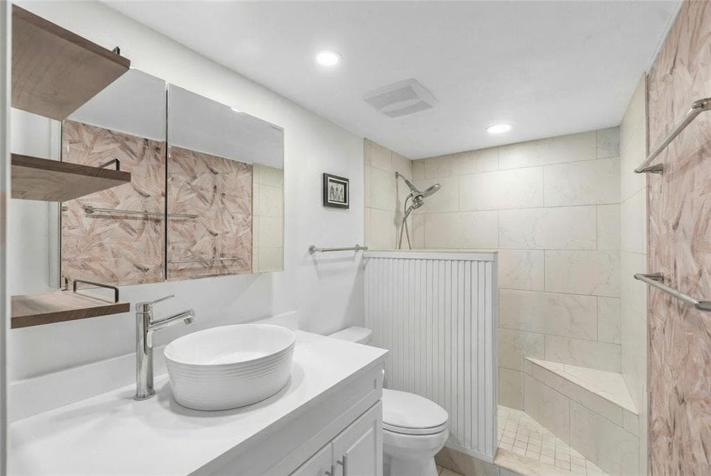 1650 1ST AVENUE W 307B photo 18