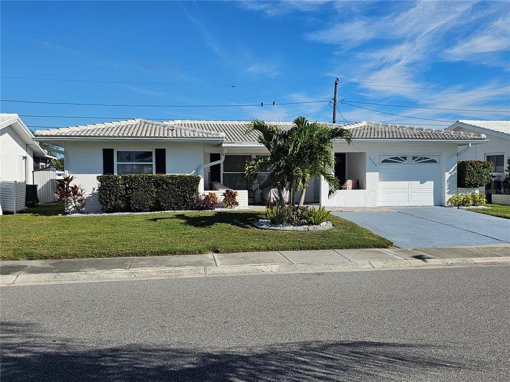 9705 MAINLANDS BOULEVARD W photo 2