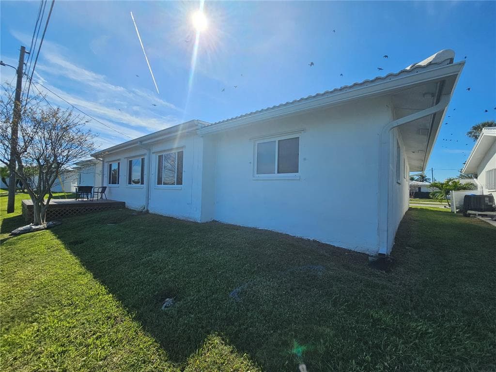 9705 MAINLANDS BOULEVARD W photo 17