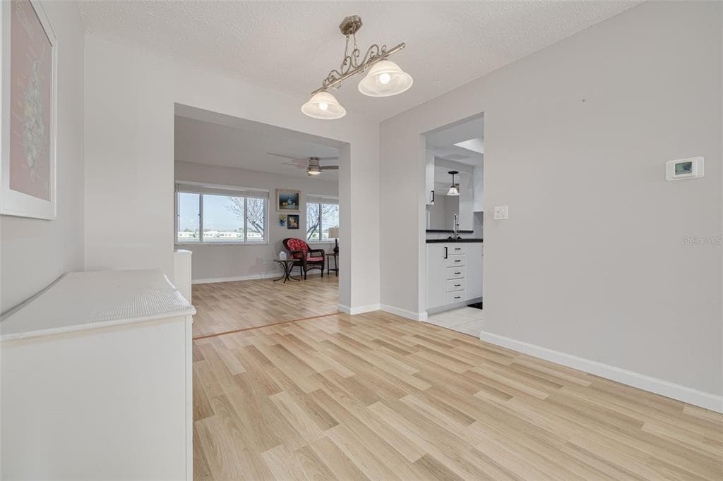 9705 MAINLANDS BOULEVARD W photo 24