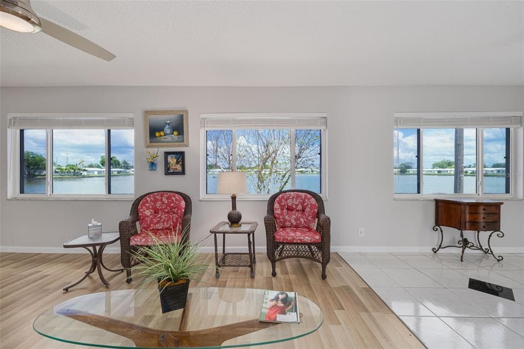 9705 MAINLANDS BOULEVARD W photo 10