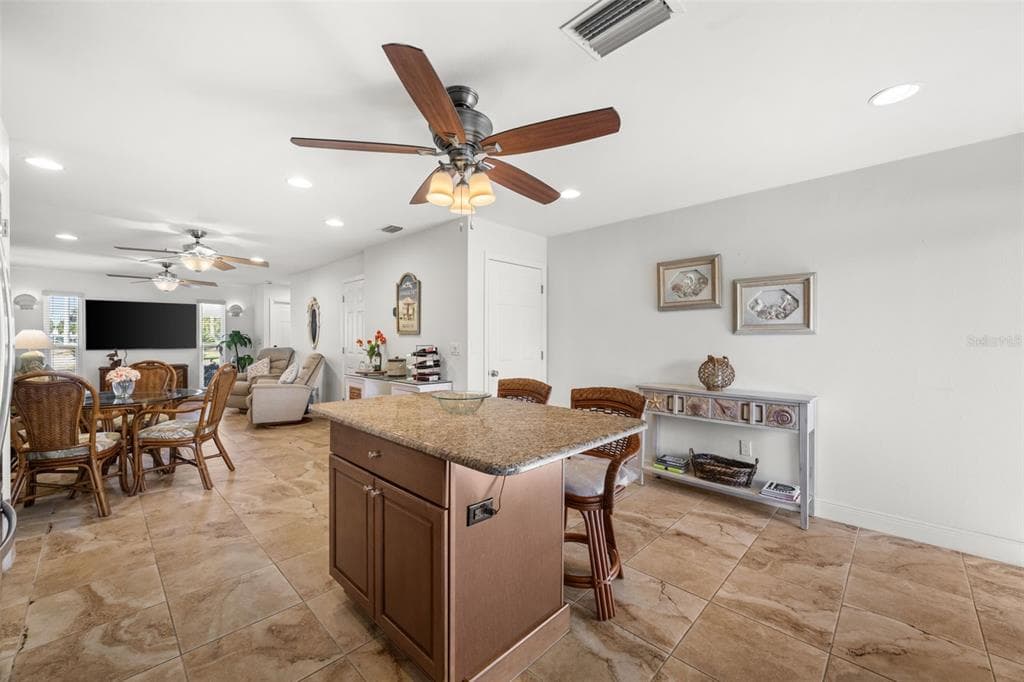 4803 SW SANTA BARBARA COURT 8 photo 10