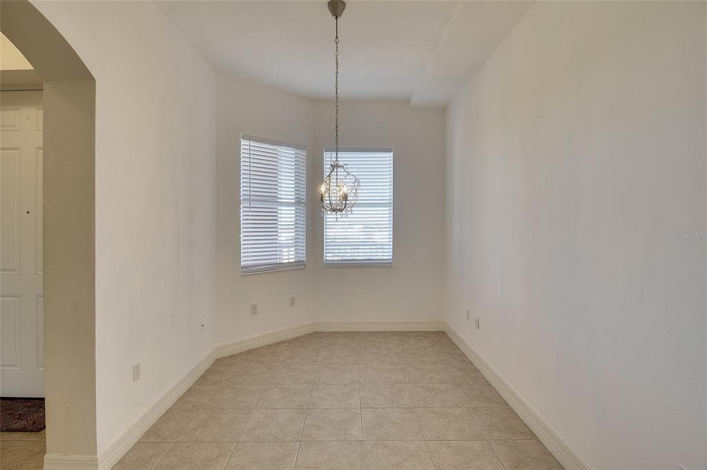 1921 MONTE CARLO DRIVE 603 photo 4